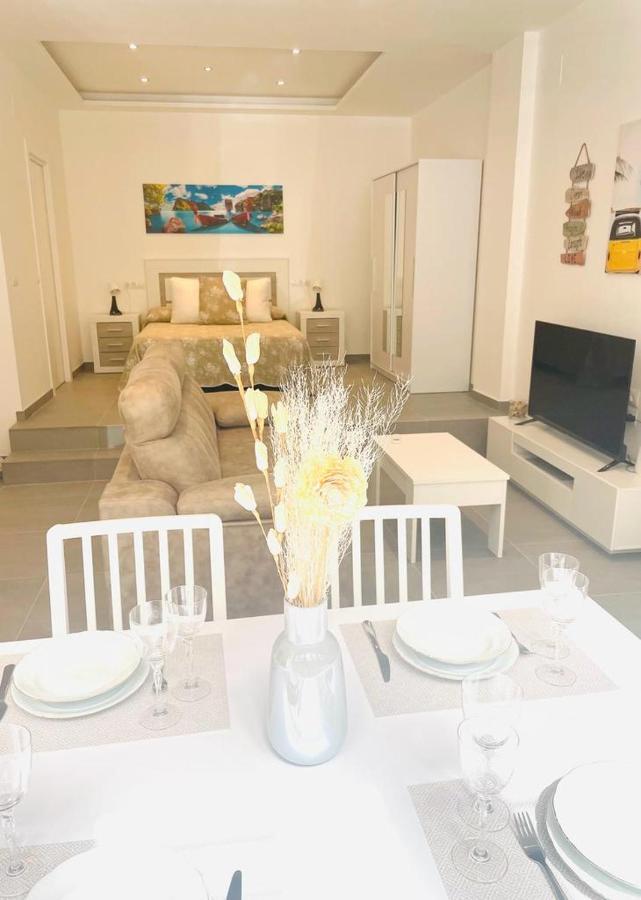 Apartamento Alhucemas Playa Málaga Exterior foto